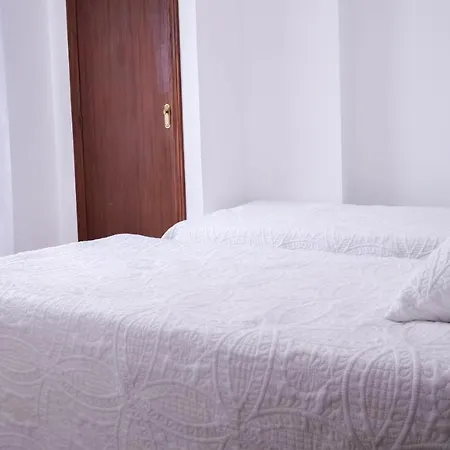 Apartaments Roig Benassal Buitenkant foto