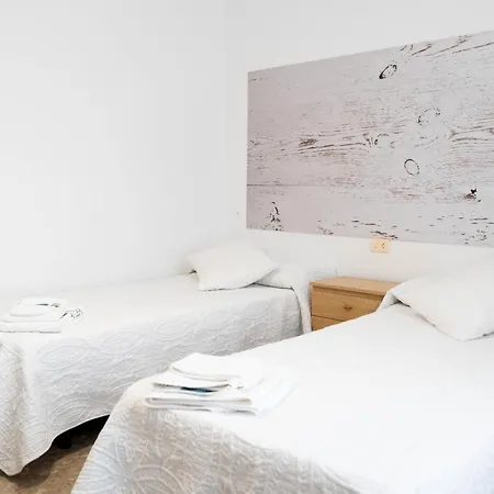 Apartaments Roig Benassal Buitenkant foto